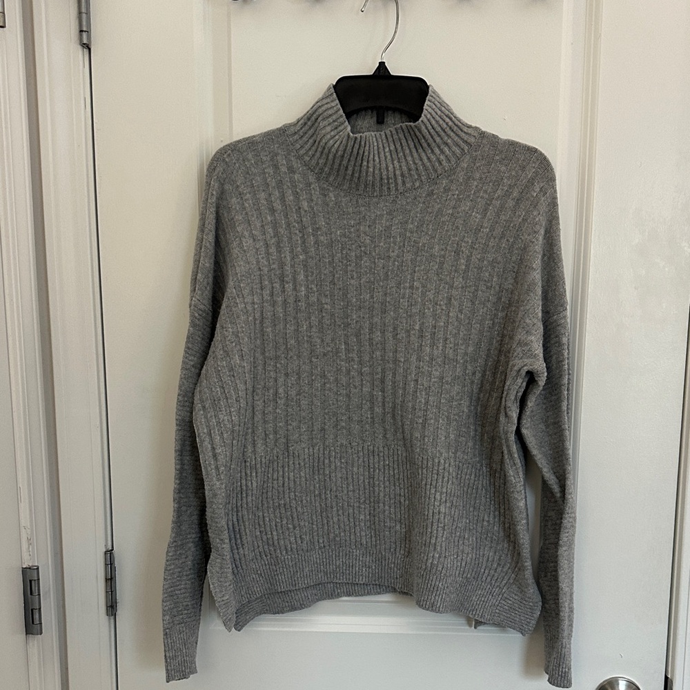 Time and Tru Ribbed Gray Turtleneck Sweater